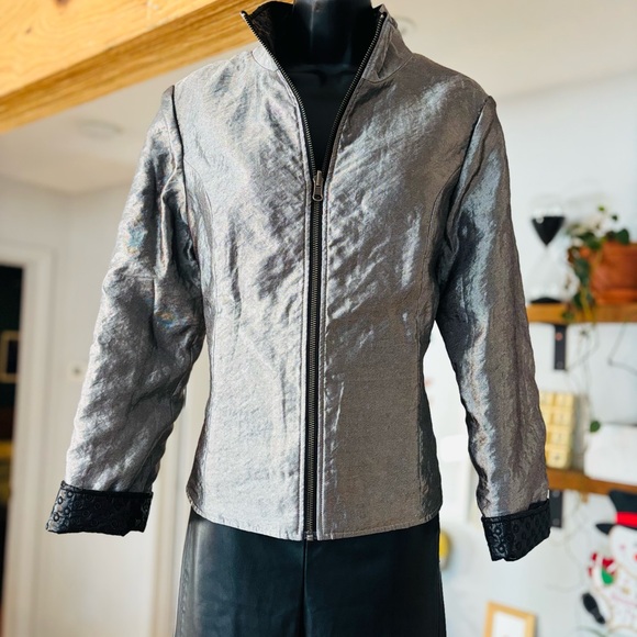 Spanner-Reversible Jacket Silver & Black Embroidered Circles | Size M - Picture 12 of 14